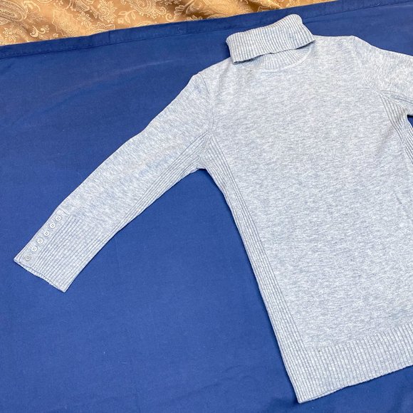 EXPRESS Classy Long Sleeve Shirt Heathered Grey Button Detail Turtleneck - Picture 4 of 12